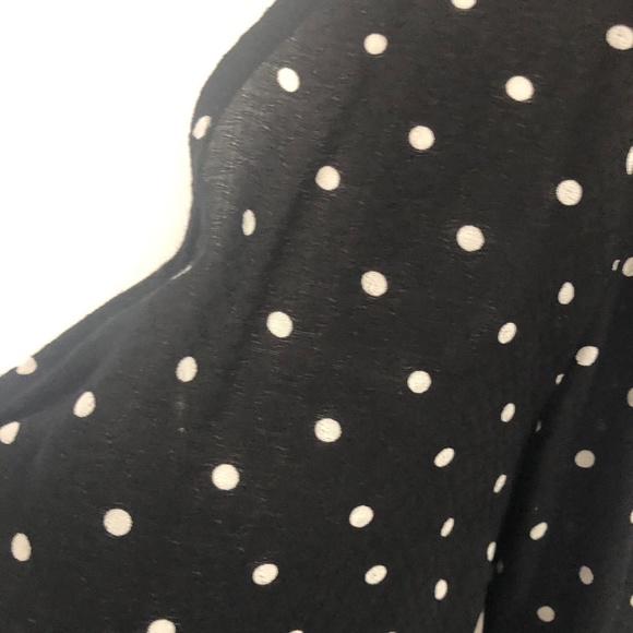 Cute Black and White Polka Dot Tie Front Crop Top - Picture 4 of 4